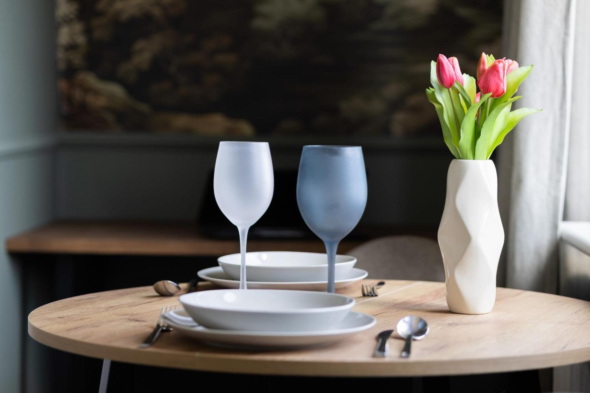 Elegancki Apartament Dla 4 Osob W Warszawie By Noclegi Renters Varsó Kültér fotó